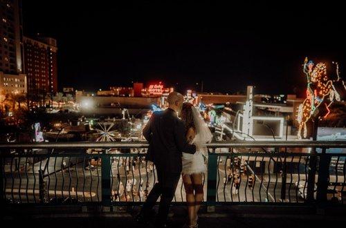 mobile - carousel-hero-element image-0