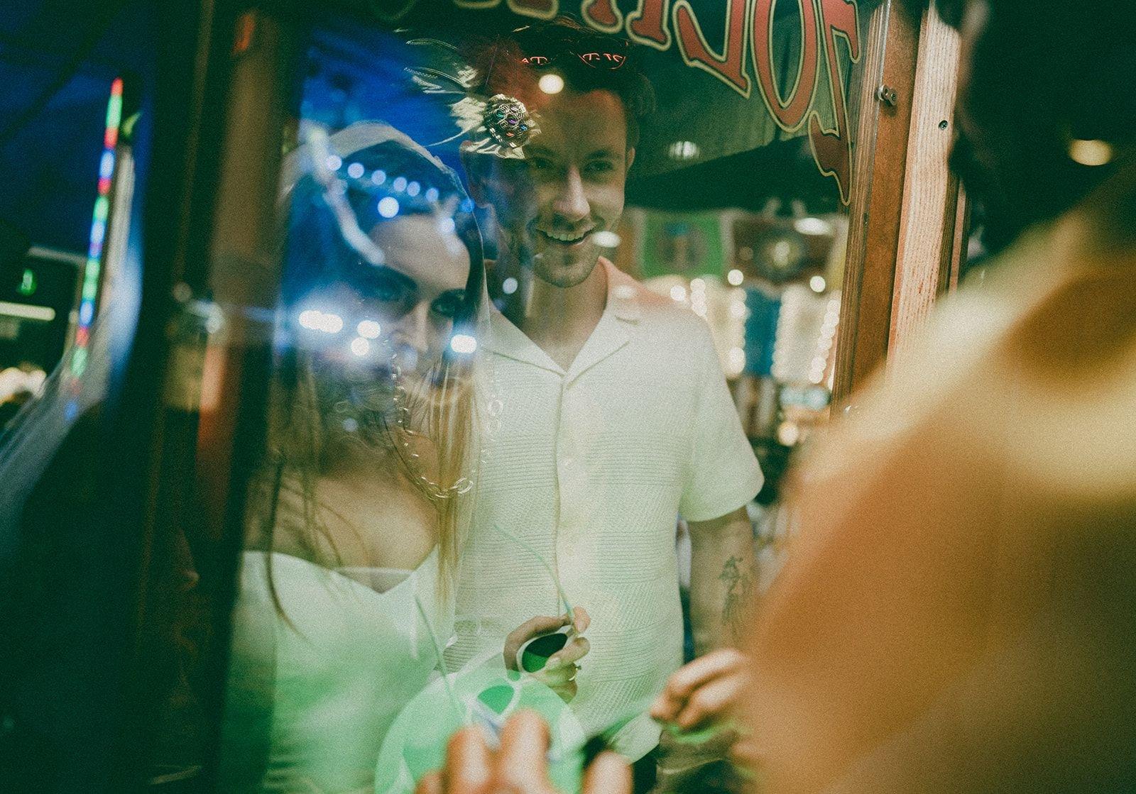 carousel-hero-element image-0